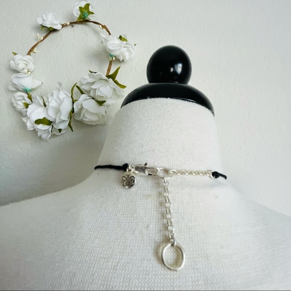 Bella Uno Large Circular Plate Jewelry - Picture 10 of 12